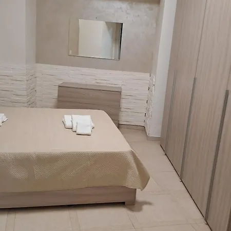 Anny House Apartman Nápoly